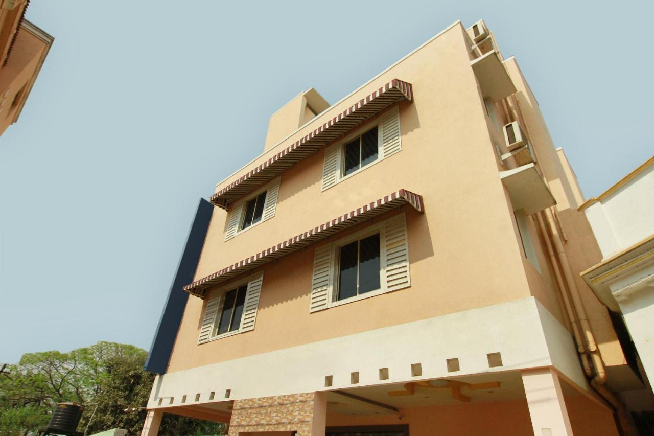 Rd Towers Hotel Chennai Exterior photo