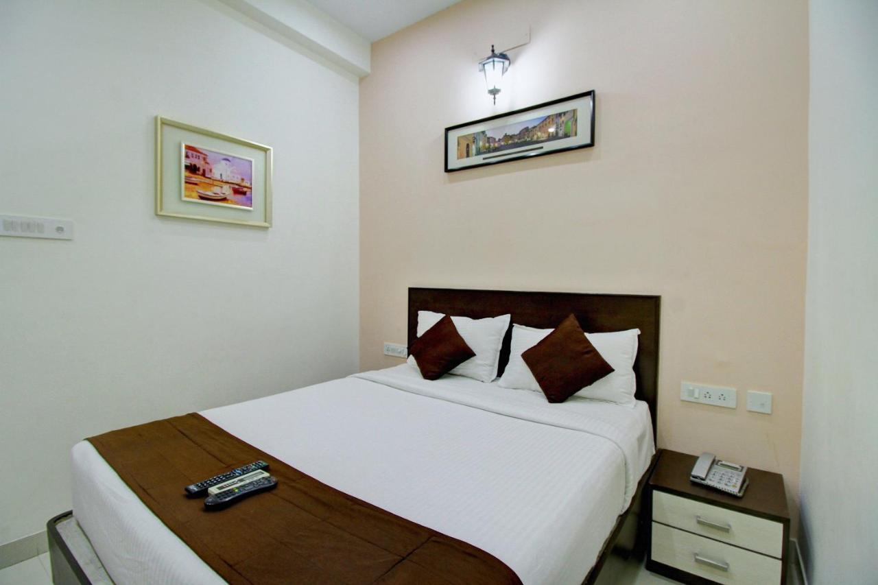 Rd Towers Hotel Chennai Exterior photo